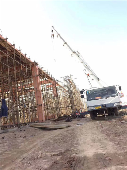 卧龙区吊车作业的安全注意事项有哪些？